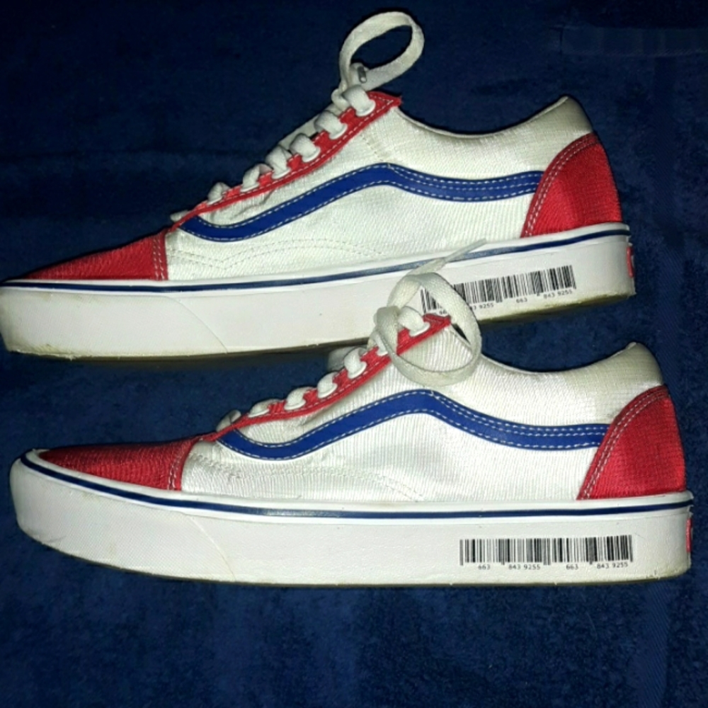 Van's size 10.5 ultrarange comfy cush